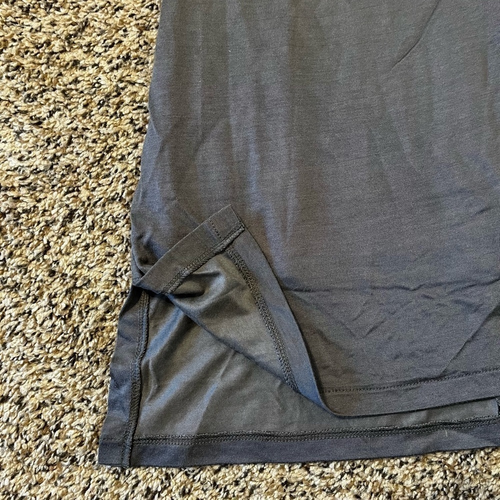 Banana Republic Tank - Picture 6 of 6
